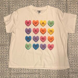 QUEEN OF SPARKLES White Tee with Colorful Heart Prints